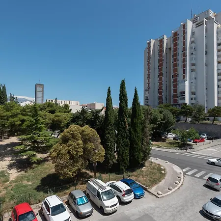 Sunnyrose - Walking Distance From Znjan - Free Public Parking - Huge Balcony Σπλιτ
