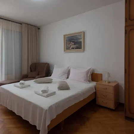 Apartment Sunnyrose - Walking Distance From Znjan - Free Public Parking - Huge Balcony *